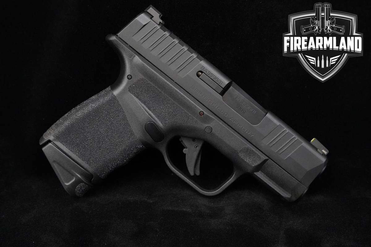 Springfield Armory Hellcat 9mm 3.1" Springfield Hellcat +2 MAGS & ORIG CASE