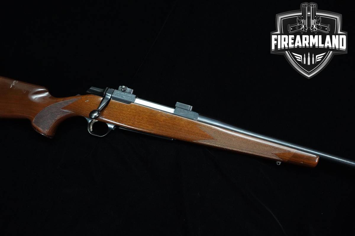 1996 Browning A-Bolt Medallion BOSS 7mm Rem Magnum 24" Blued Browning