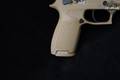 2022 Sig Sauer P320 M17 9mm Luger FDE (Flat Dark Earth) in Excellent Condition Image 4