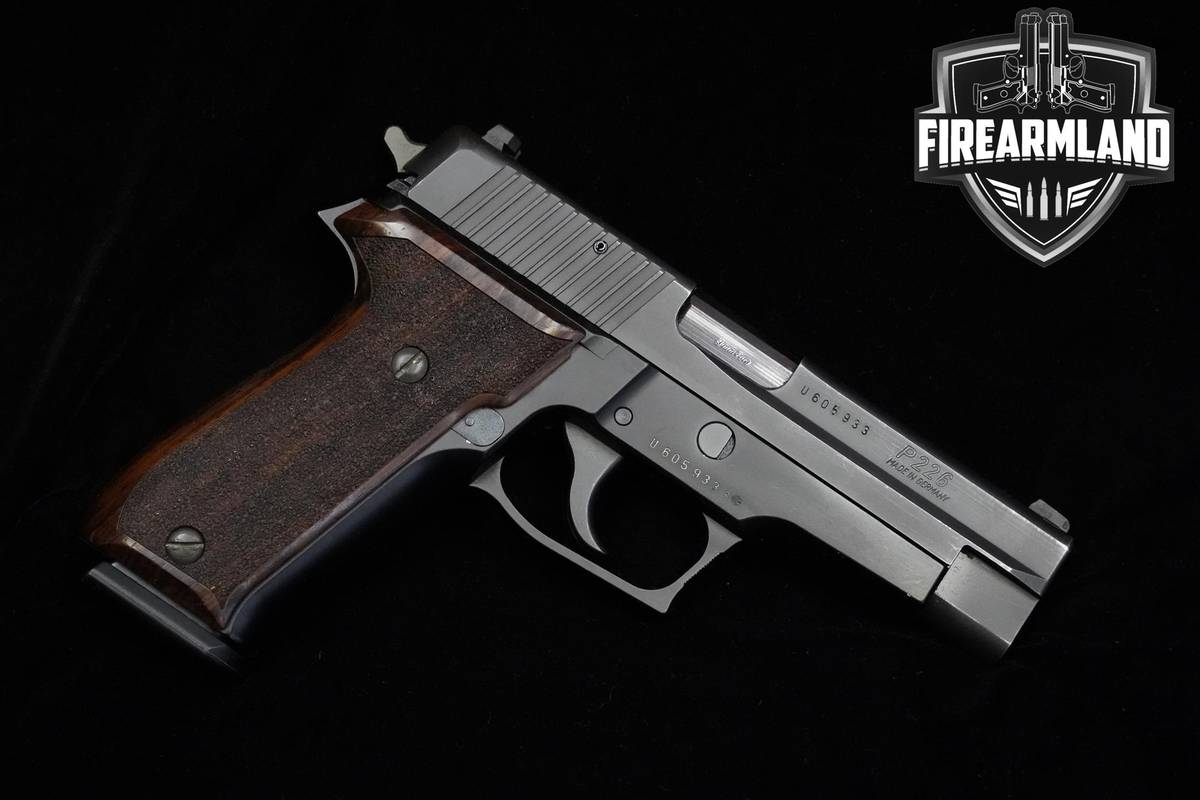 1998 Sig Sauer P226 9mm Germany 4.4" Nitron P226 P-226 +4 MAGS