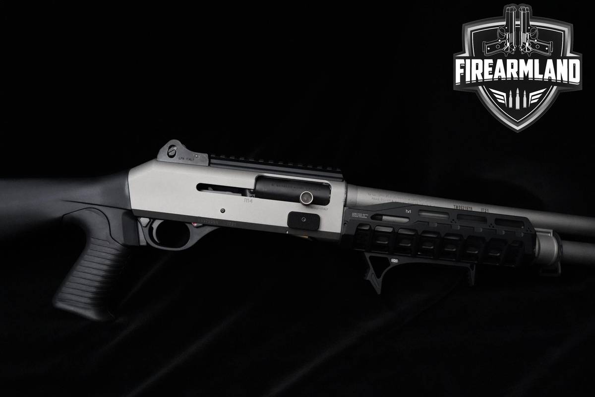 LIKE-NEW Benelli M4 H20 Tactical Benelli 12-Gauge M4  18.5" Cerakote Italy