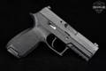 Sig Sauer P320 Compact 9mm Luger Black in Good Condition Image 4