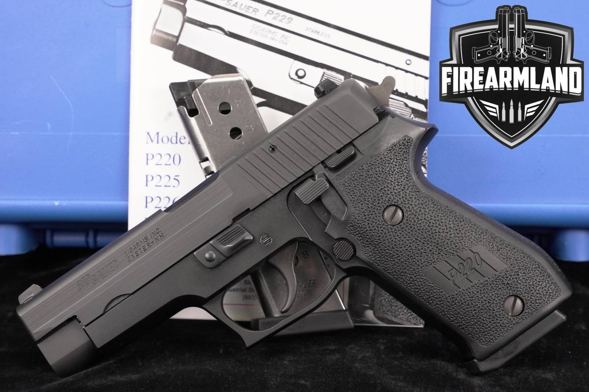 Sig Sauer P220 45 ACP 4.4" P 220 +2 MAGS & ORIG CASE