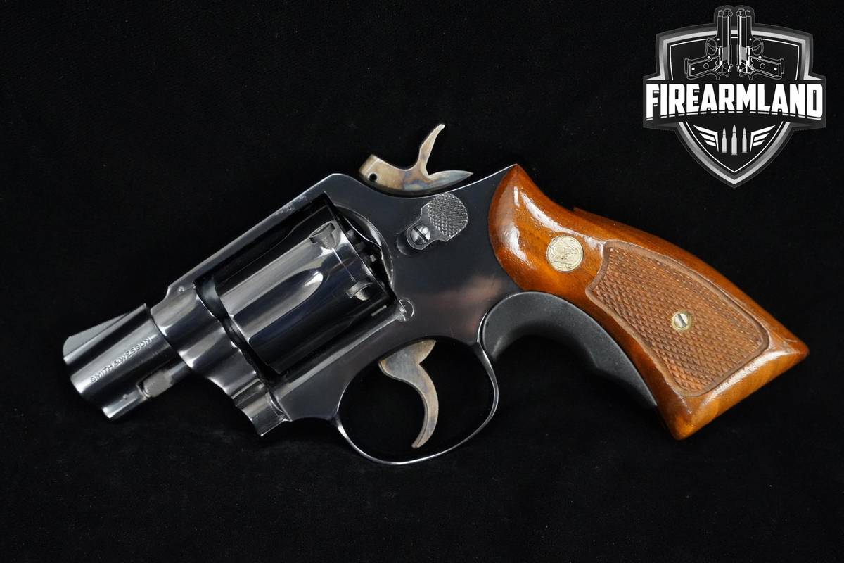 VINTAGE 1975 Smith & Wesson Model 10-5 Military Police 38-Spl 2" S&W 10-5
