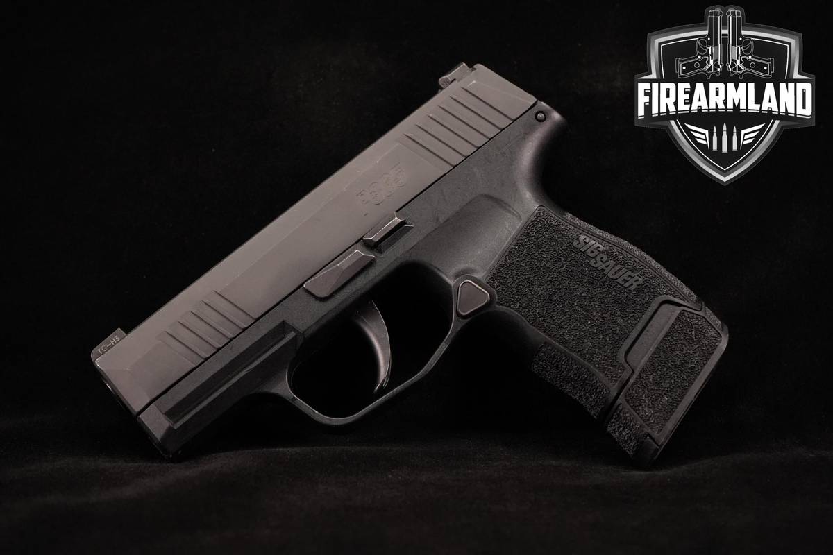 Sig Sauer P365 9mm 3.1" Nitron P 365 +3 MAGS & HOLSTER