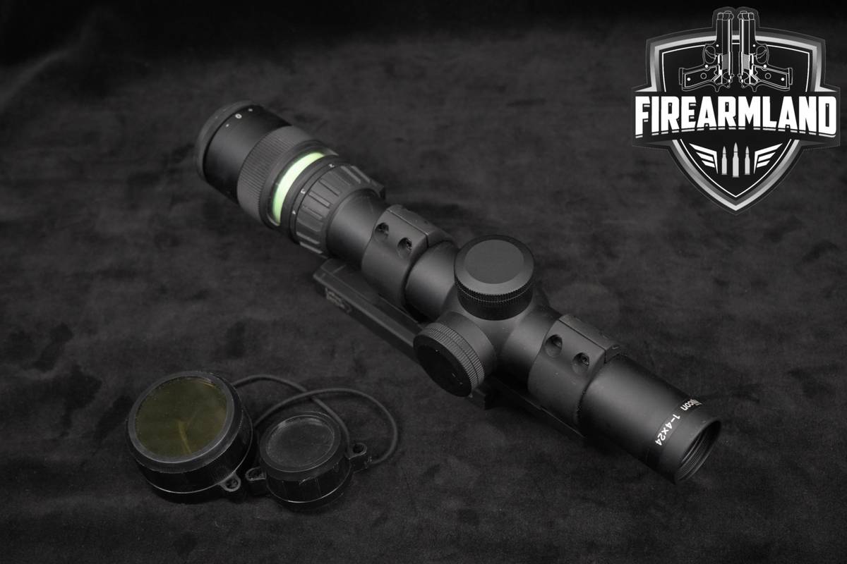 Trijicon AccuPoint 1-4x24mm Illuminated Triangle Post Reticle Scope TR24