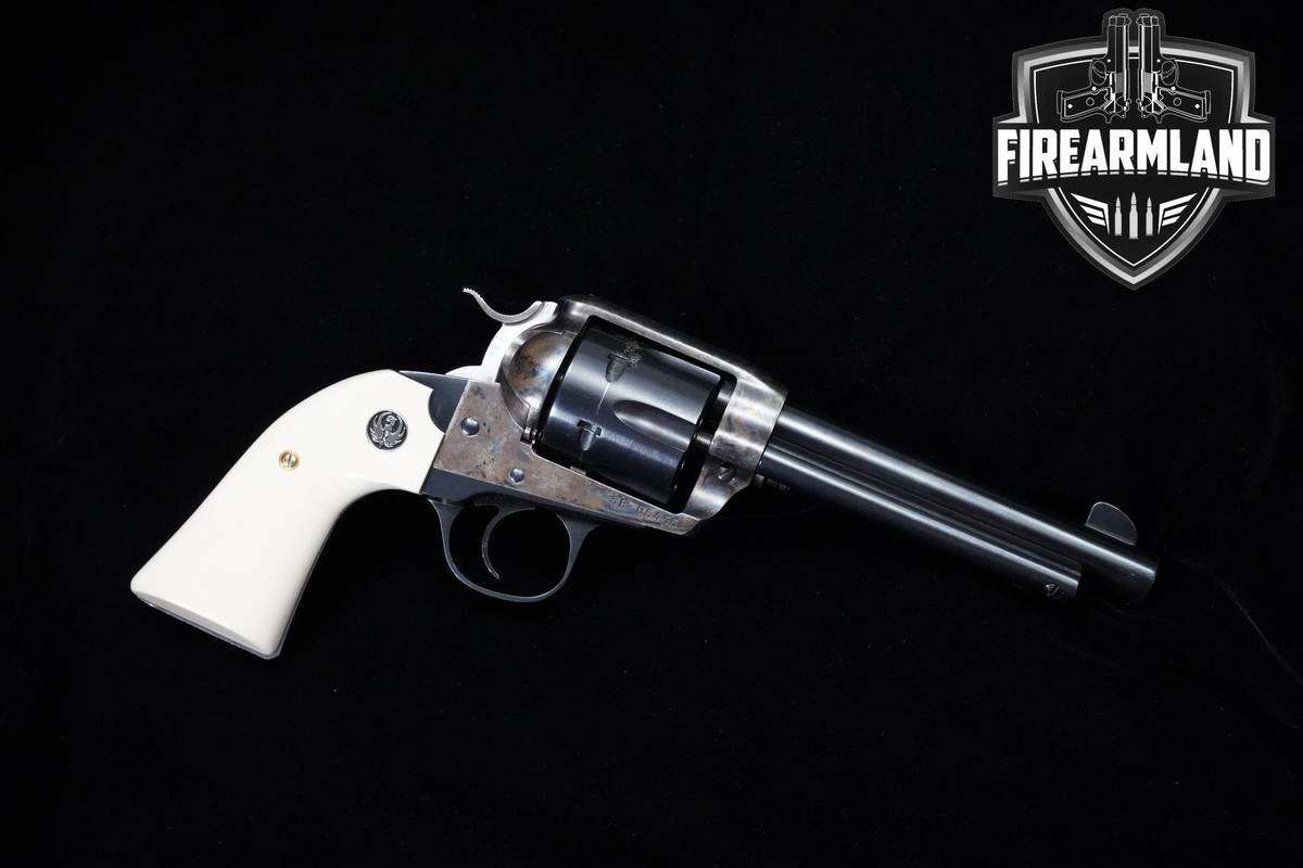 2004 Ruger Vaquero 357 Magnum 5.5"5.5" Case Hardened Ruger +ORIG CASE