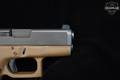 Glock 26 Gen3 Dark Earth 9mm Luger Two-Tone in Excellent Condition Image 4