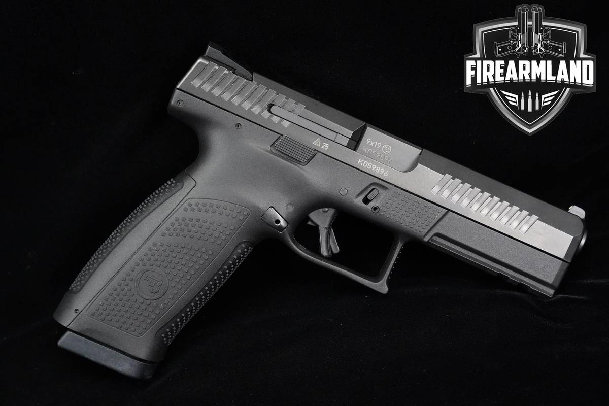 CZ P-10 F 9mm 4.5" P10 Tactical Duty & Defense +2 MAGS & ORIG CASE
