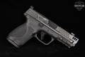Smith & Wesson (S&W) M&P9 Performance Center M2.0 Compact Carry Comp 9mm Luger Two-Tone Gray in Very Good Condition Image 4