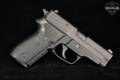 1992 Sig Sauer P228 West German 9mm Luger Black in Good Condition Image 3
