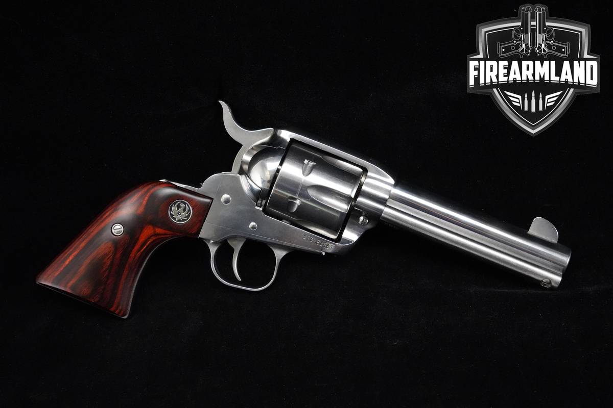 Ruger New Vaquero High Gloss Stainless 45-Colt 4.62" +ORIG CASE
