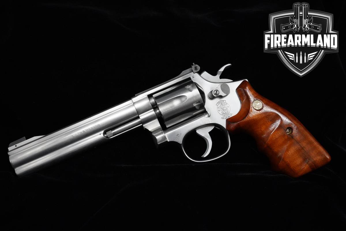 1990 Smith & Wesson (S&W) Model 617 K-22 Masterpiece Stainless 22LR S&W 617