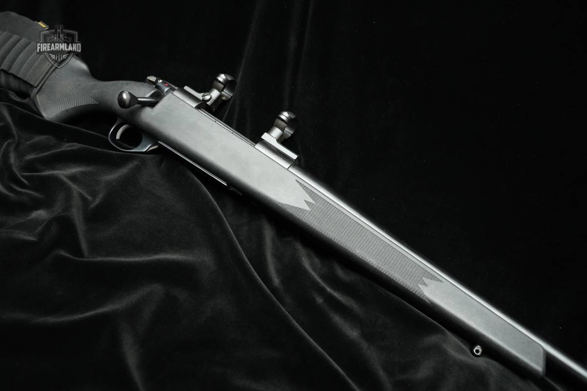 Weatherby Vanguard 270 Win 24" Black Weatherby 270 Vanguard Rifle + Rings