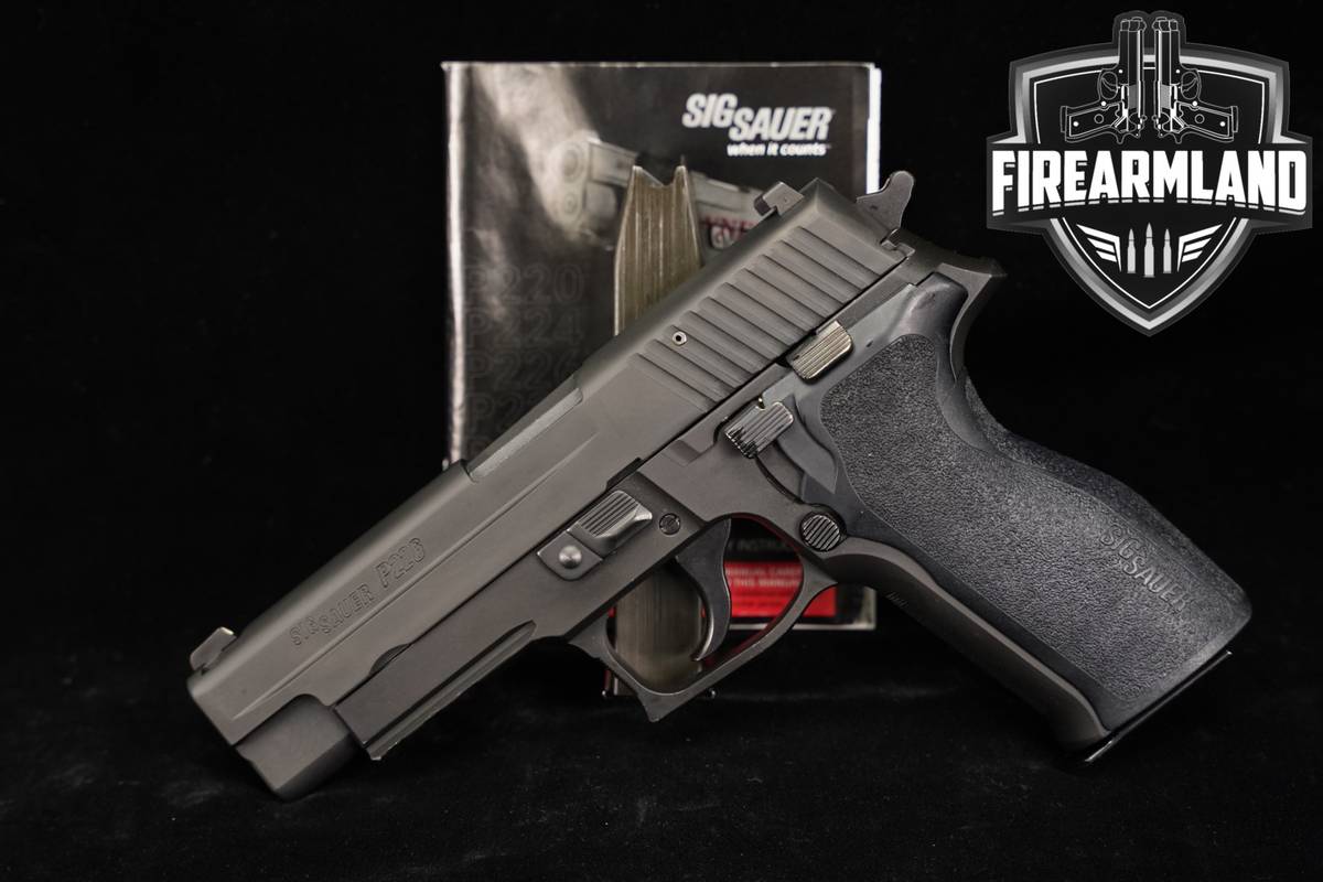 Sig Sauer P226R 40 S&W 4.4" P 226 R +2 MAGS