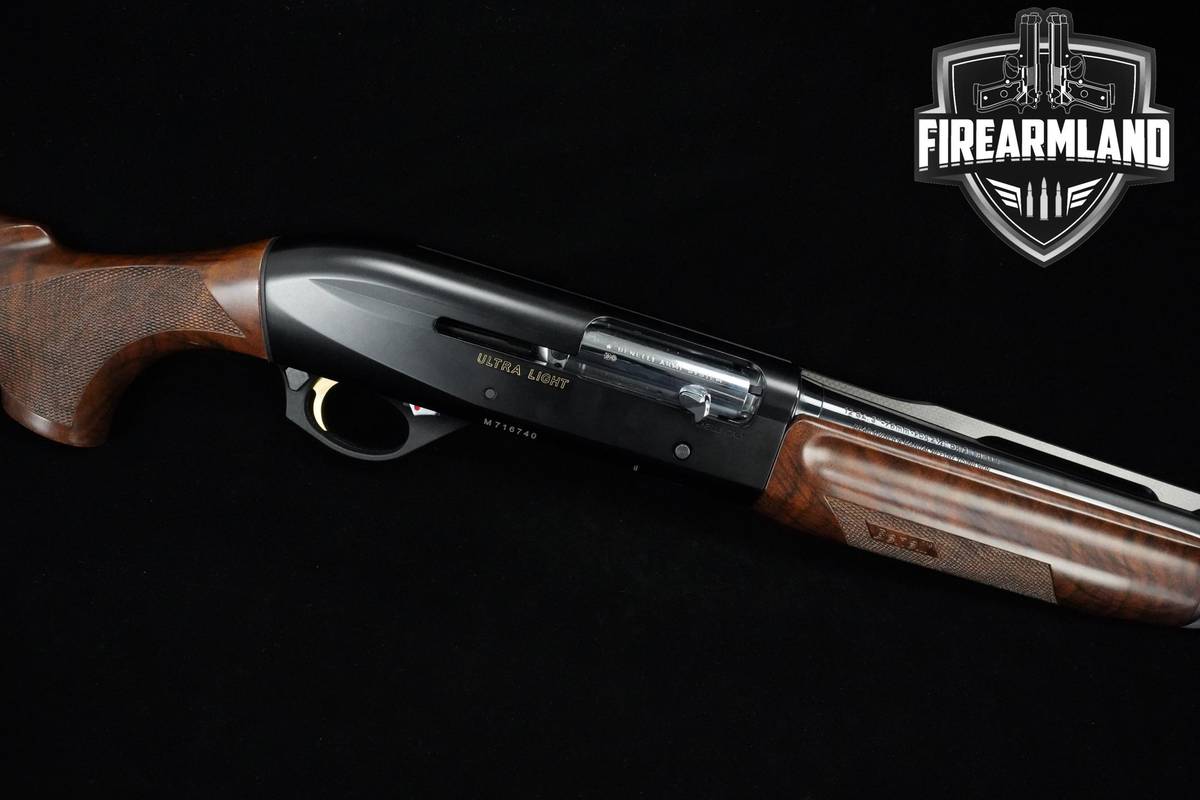 Benelli Montefeltro Ultra Light 12-Ga Benelli-Montefeltro-Ultra-Light +CASE