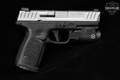 Smith & Wesson (S&W) SD9 2.0 9mm Luger Two-Tone Satin Stainless in Excellent Condition Image 4
