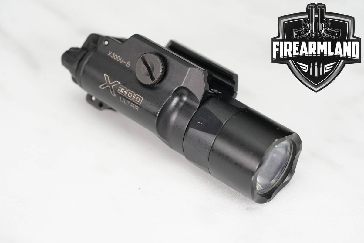 SureFire X300U-B X300 Ultra 1000 Lumen Weapon Light X-300 300U