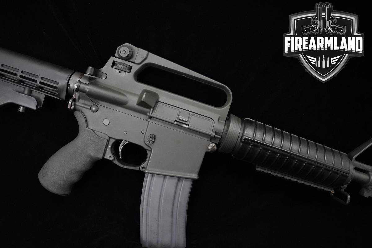 Colt AR-15 A2 Government Carbine 5.56 NATO 16" Colt AR15-A2 Gov't Carbine