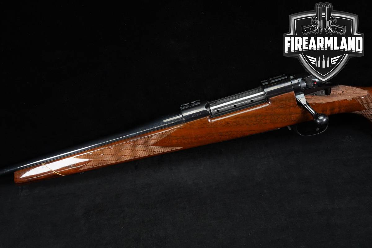 1972-1974 Weatherby Mark V Deluxe LH 300 Wby Magnum 24 Blued Hunting Rifle