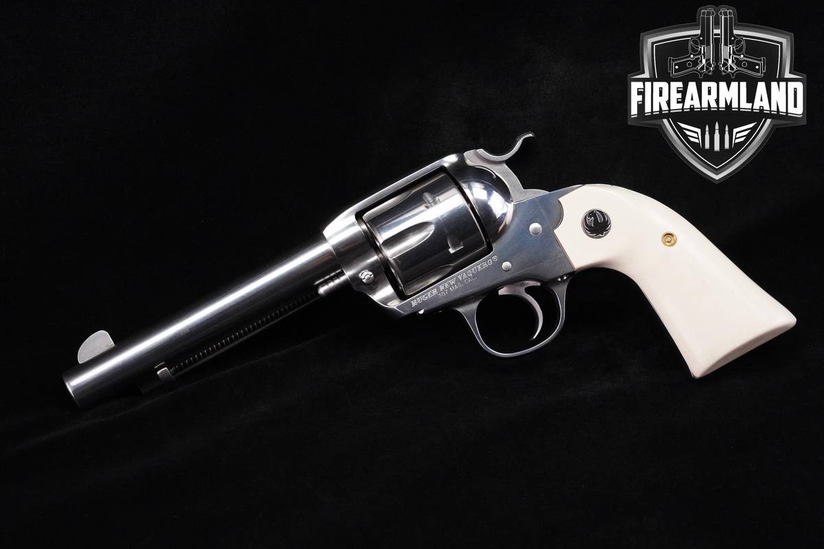 Ruger New Vaquero Bisley 357 Magnum 5.5" High-Gloss Stainless +ORIG CASE