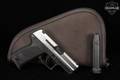 Heckler & Koch (H&K, HK) USP Compact 9mm Luger Two-Tone Stainless in Excellent Condition Image 2