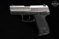 Heckler & Koch (H&K, HK) USP Compact 9mm Luger Two-Tone Stainless in Excellent Condition Image 4