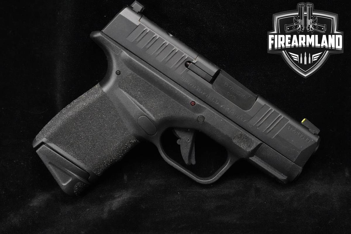 Springfield Armory Hellcat 9mm Springfield-Hellcat SA +7 MAGS & ORIG BOX