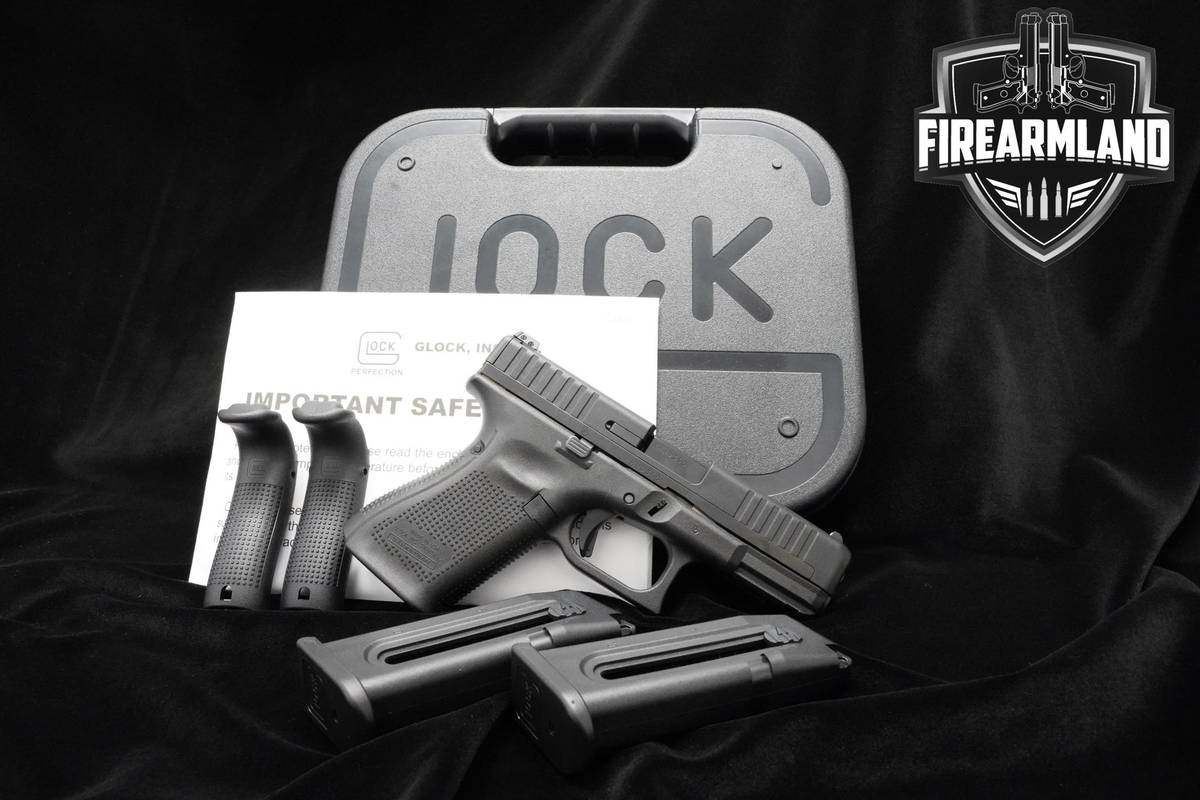 Glock 44 22LR 4.02" Glock G44 G-44 +2 MAGS & ORIG CASE