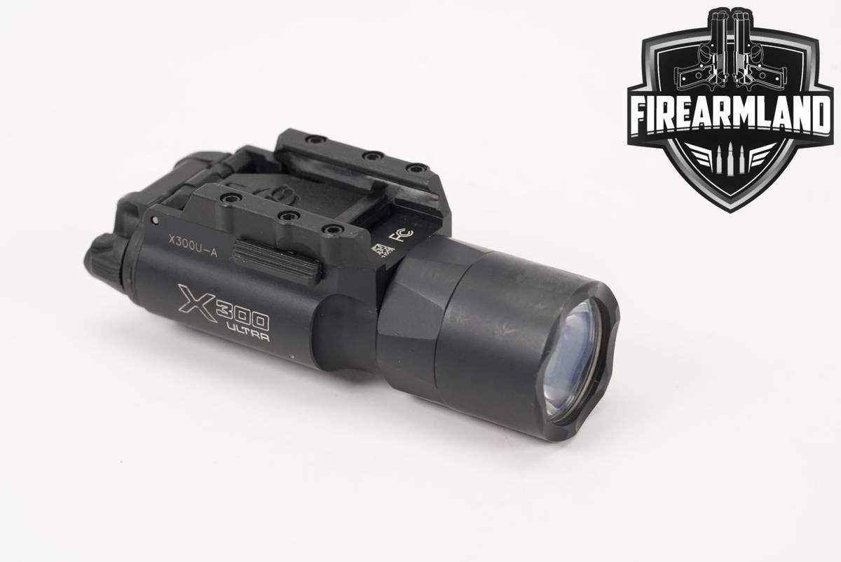 SureFire X-300A Ultra 1000 Lumens & 11,300 Candela Weapon Light X300 300
