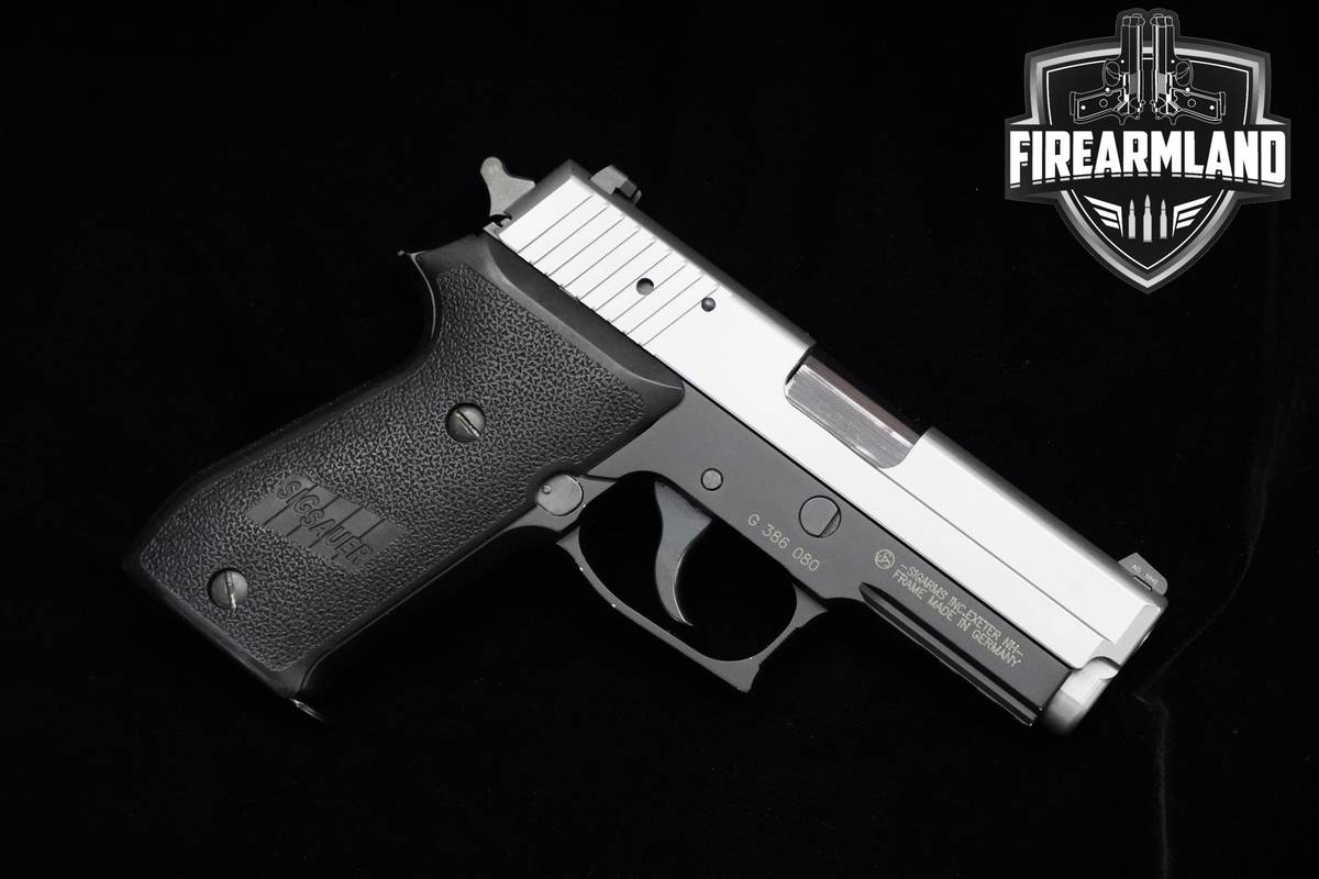 Sig Sauer P220 Carry Two Tone 45 ACP Sig-Sauer P220 P-220 3MAGS & ORIG CASE