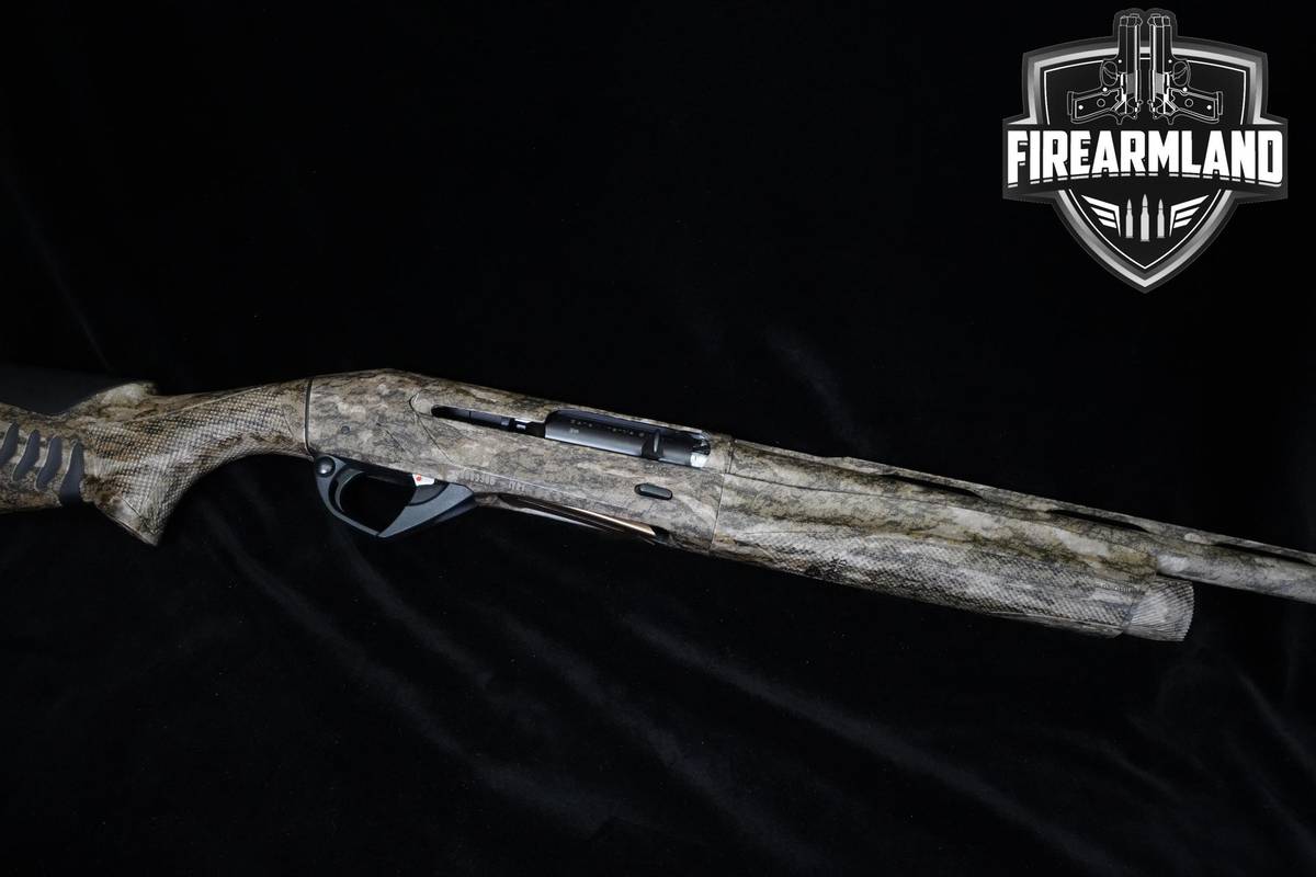Benelli Super Black Eagle 3 Mossy Oak Bottomland 12-Gauge Benelli ORIG CASE