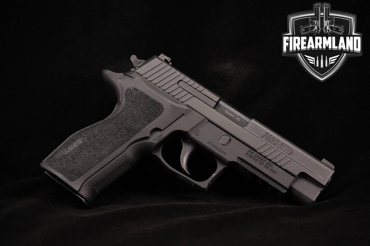 Sig Sauer P226 Elite 9mm 4.4" Nitron P 226 +4 MAGS & ORIG CASE