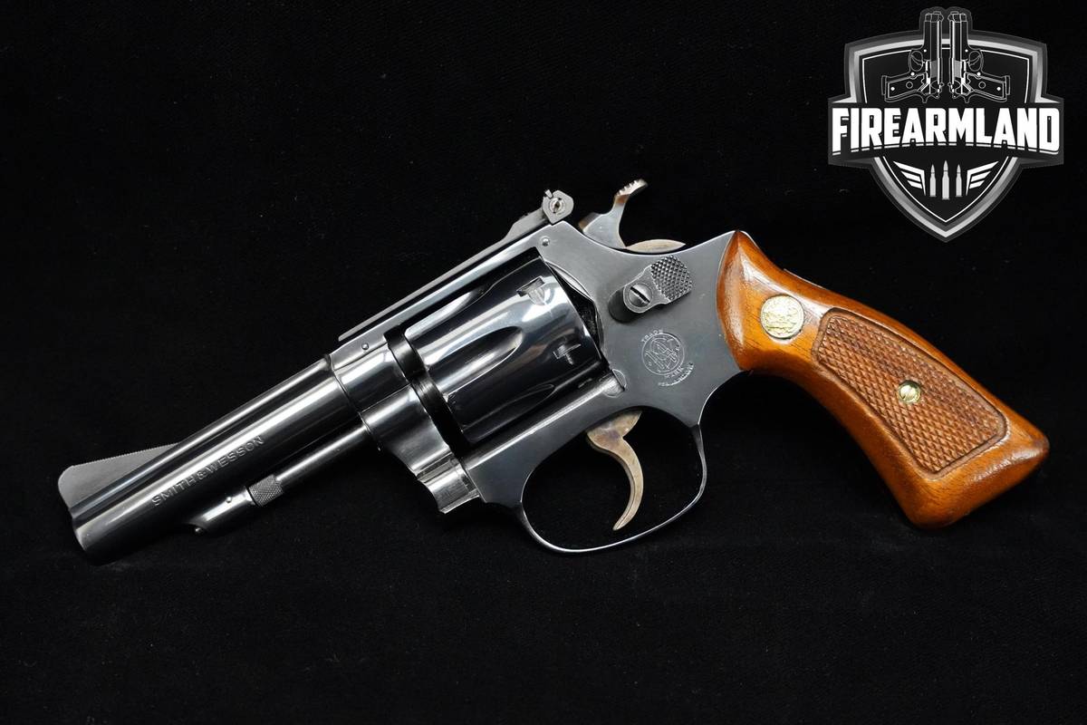 Smith & Wesson (S&W) Model 51 .22/32 Gun Kit Magnum 22-MRF 3.5" S&W 51