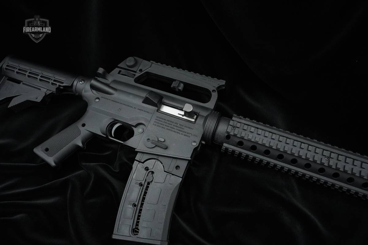 Mossberg 715T 22LR Rifle 25rd Mossberg Tactical 715T 22 LR AR-15 Style 22LR