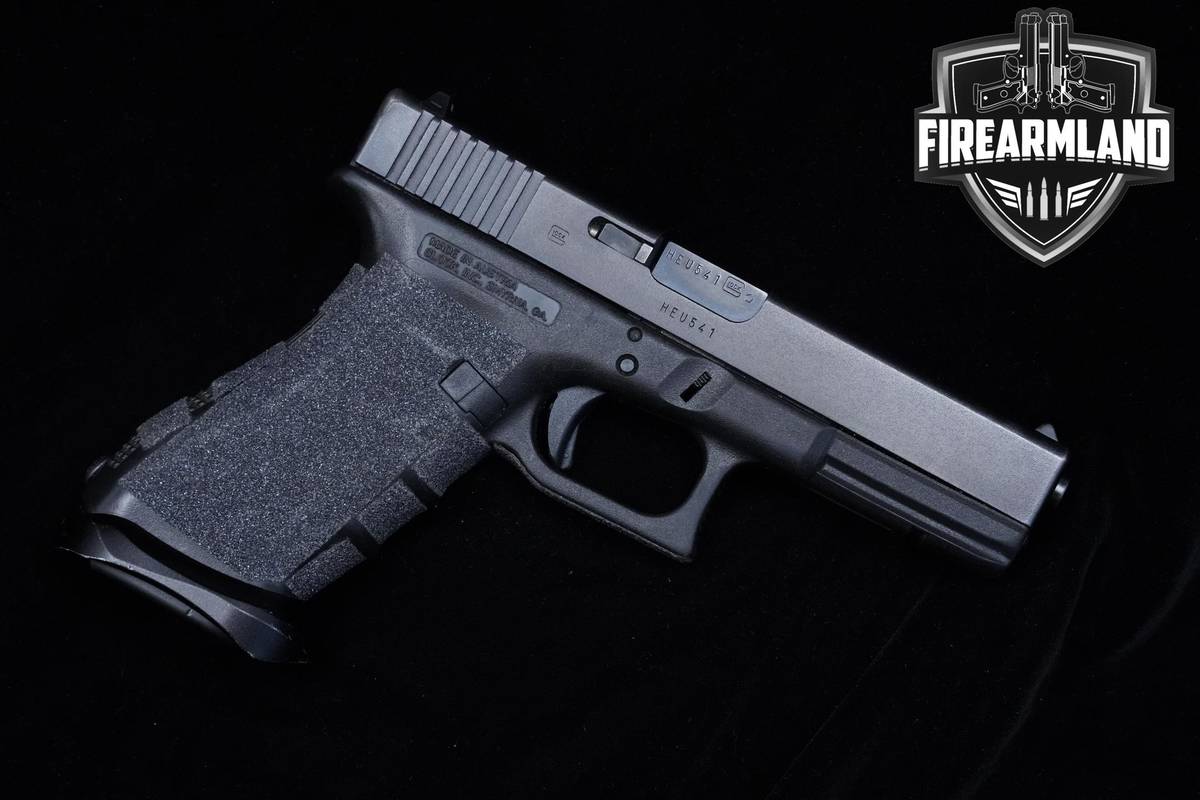 Glock 22 Gen3 40 S&W 4.49" Glock G-22 Gen 3 +2 MAGS