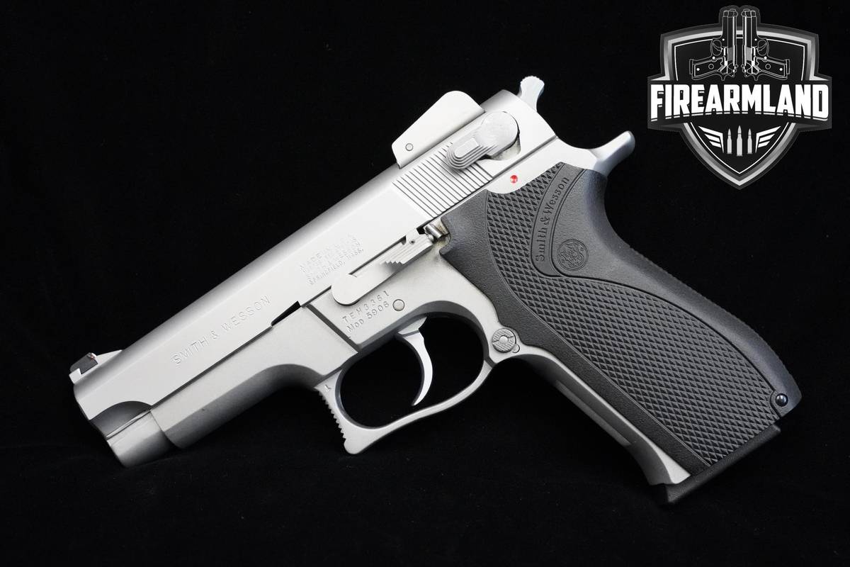 1990 Smith & Wesson (S&W) Model 5906 9mm 4" Stainless Steel S&W 5906 4 MAGS