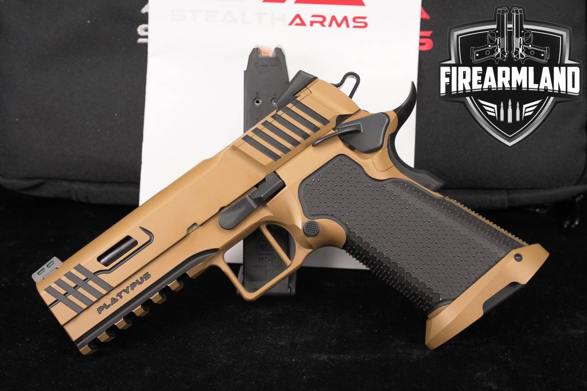 Stealth Arms Platypus 17 Commander 9mm 1911 4.25" 2011 +2 MAGS & ORIG CASE