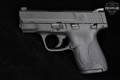 Smith & Wesson (S&W) M&P 40 Shield Gen 1; Manual Thumb Safety .40 S&W Black in Excellent Condition Image 3
