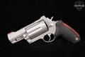 Taurus Raging Judge .454 Casull / .45-Colt / .410 Gauge Matte Silver in Very Good Condition Image 2