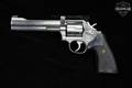 1983-1986 Smith & Wesson (S&W) Model 686 No-Dash; Pre-recall (no M overstamp) .357 Mag. Satin Stainless in Good Condition Image 5