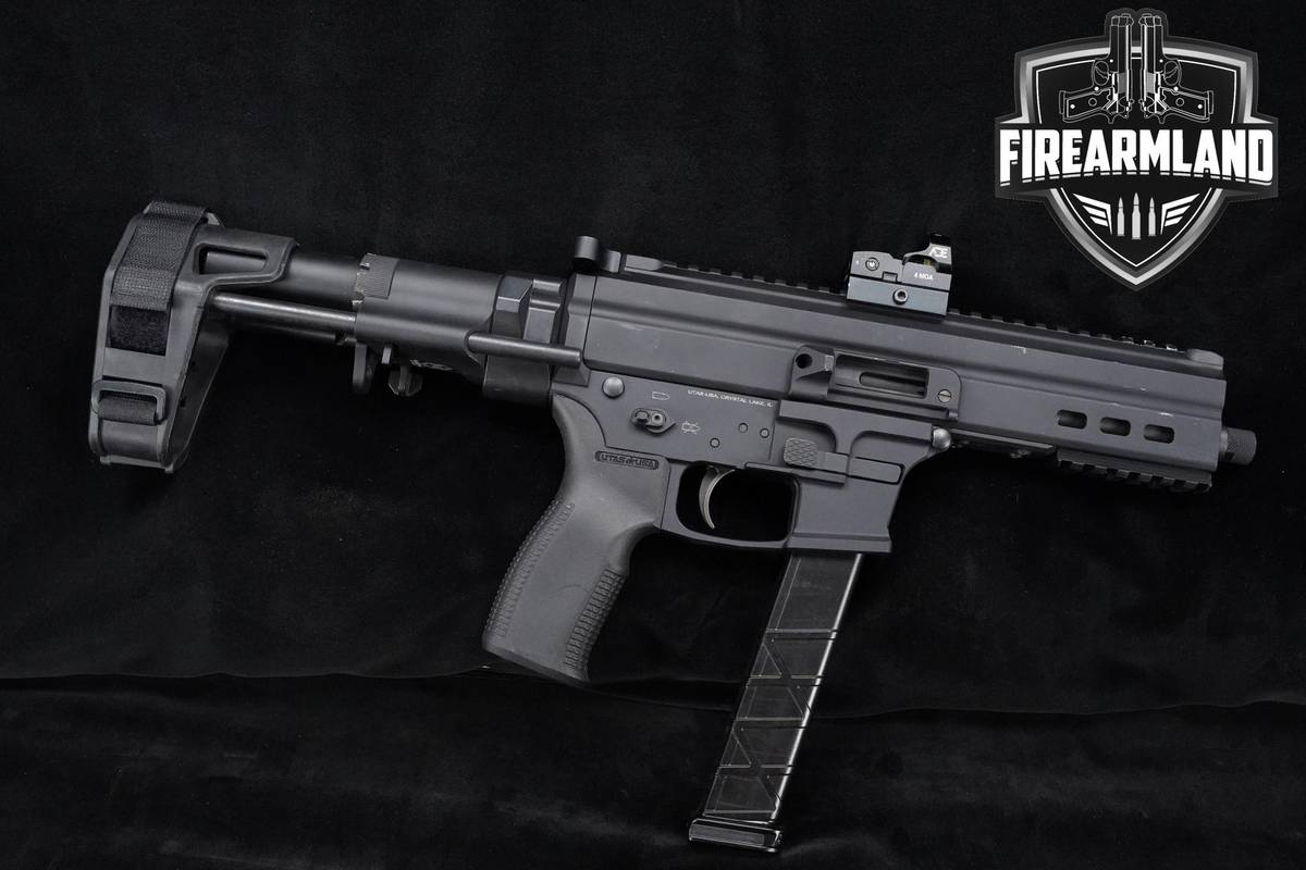 UTAS USA UT9-M Mini, Exclusive 9mm AR-9 AR9 6" ORIG CASE & OPTIC