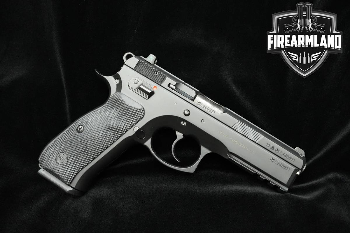 CZ CZ-75 SP-01 9mm 4.6" Black Polycoat CZ-75 CZ75 SP01 +3 MAGS & ORIG CASE