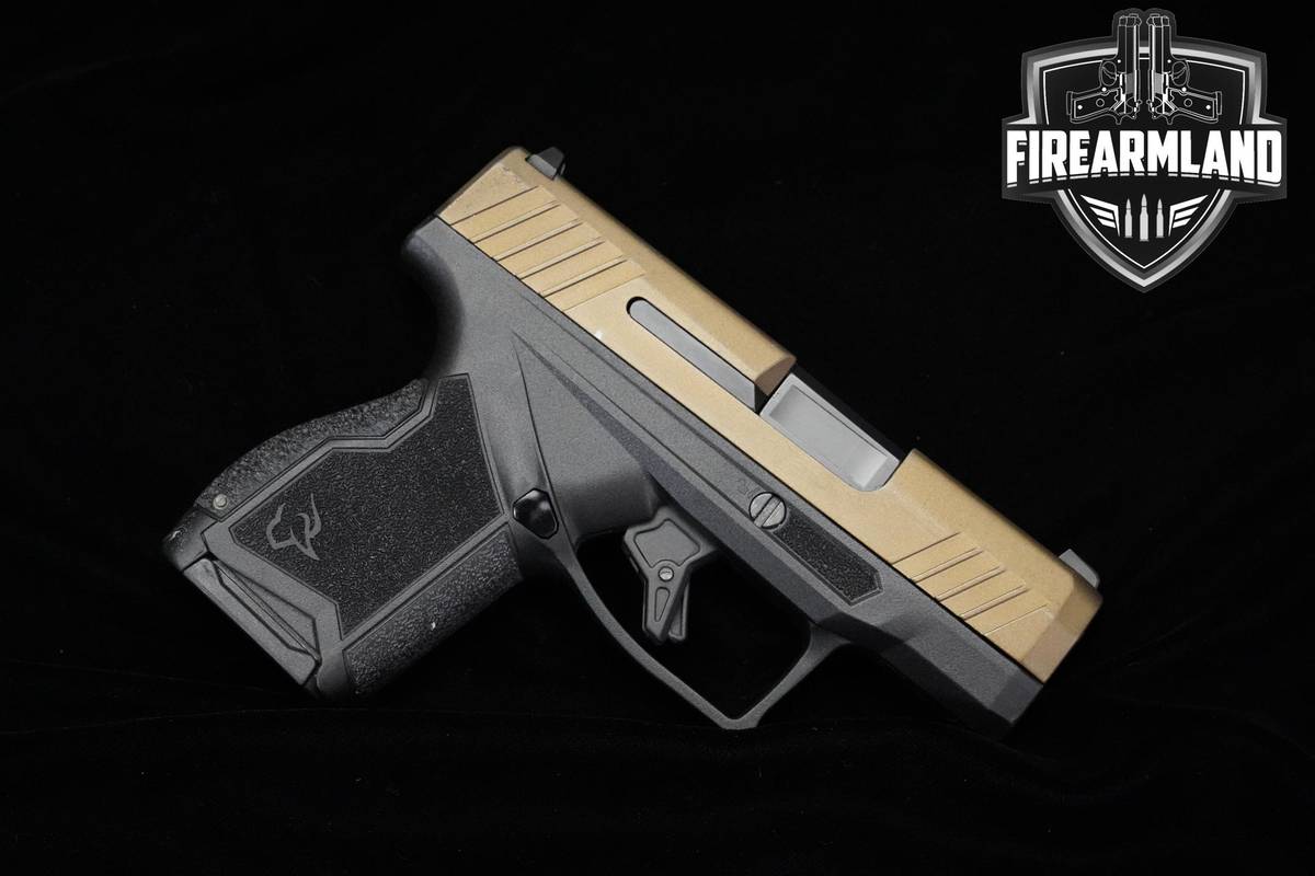 Taurus GX4 9mm 3" Two-Tone Taurus +ORIG CASE & HOLSTER