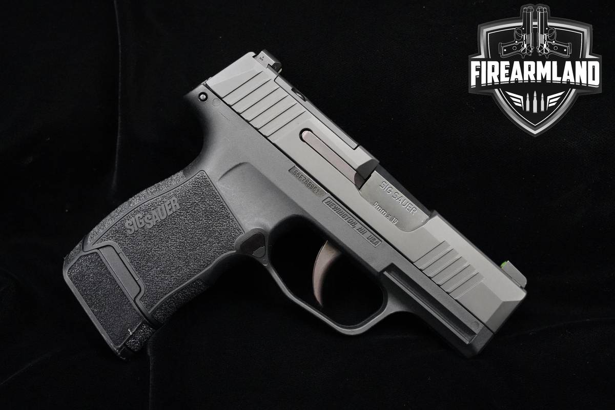 Sig Sauer P365 9mm Nitron Optic Ready P365 P-365 +4 MAGS & ORIG CASE
