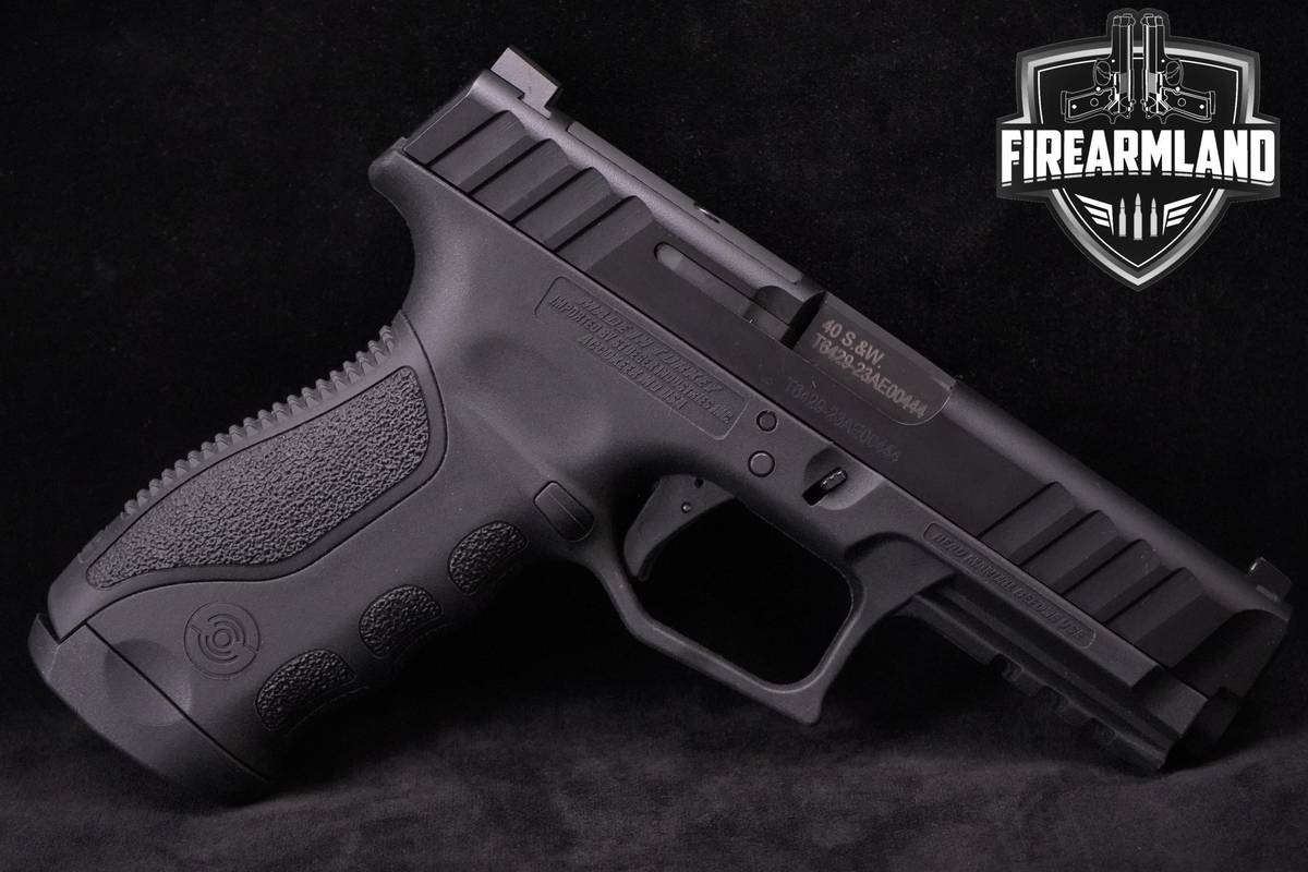 Stoeger Industries STR-40 40 S&W 4.17" Stoeger STR-40 +2 MAGS