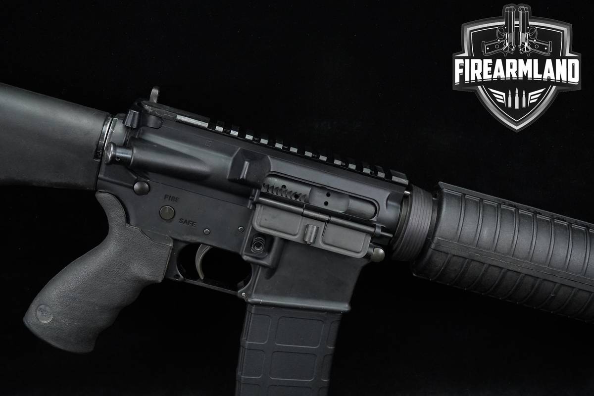 Bushmaster Model XM15-E2S 5.56 NATO AR-15 AR15 16" XM Defense A2 Stock
