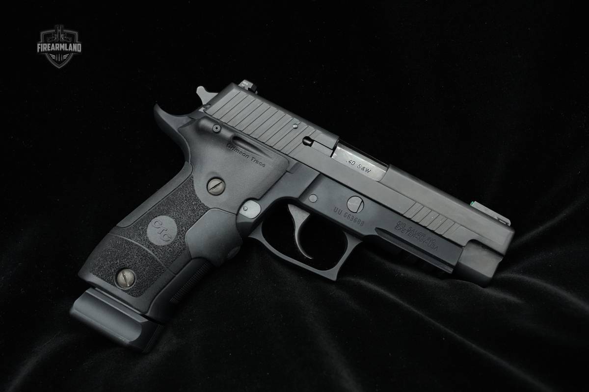 Sig Sauer P226R 40 S&W TACOPS Sig P226 40 Smith & Wesson Pistol 40S&W 4 MAG