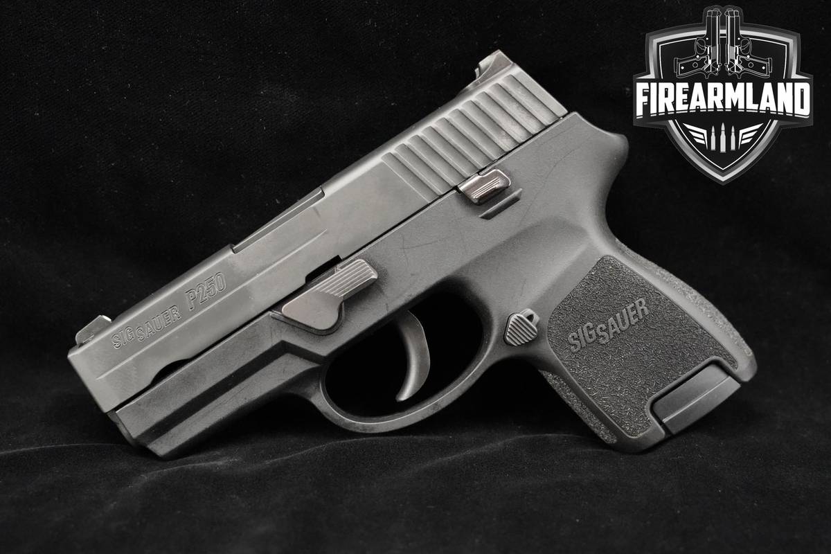 Sig Sauer P250 Sub Compact 40 S&W Sig-Sauer P250 2 MAGS, ORIG BOX & HOLSTER