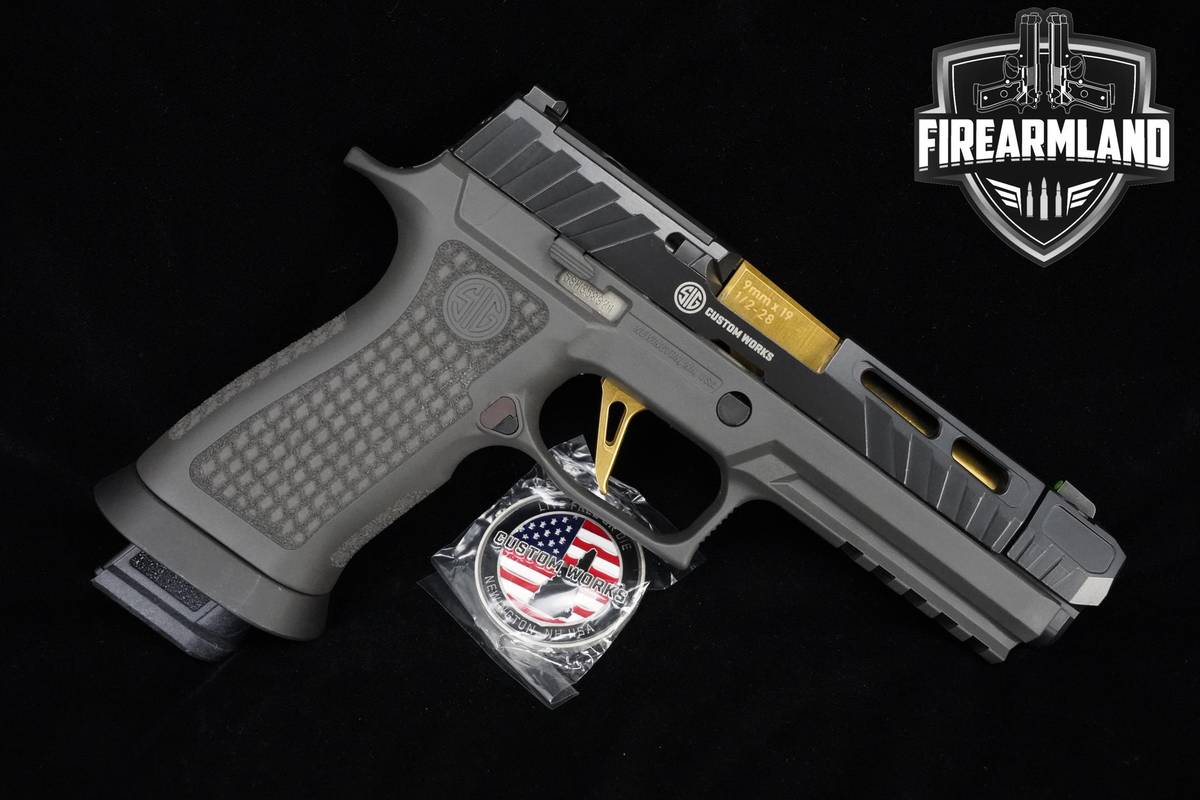 Sig Sauer P320 Spectre Comp 9mm Custom Works Sig-Sauer-P320 +2 MAGS & CASE